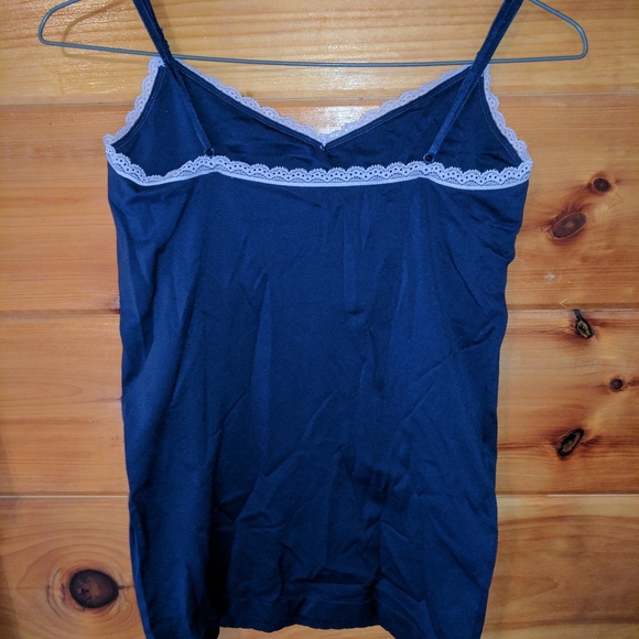 Two camis with built in bras - Picture 5 of 6